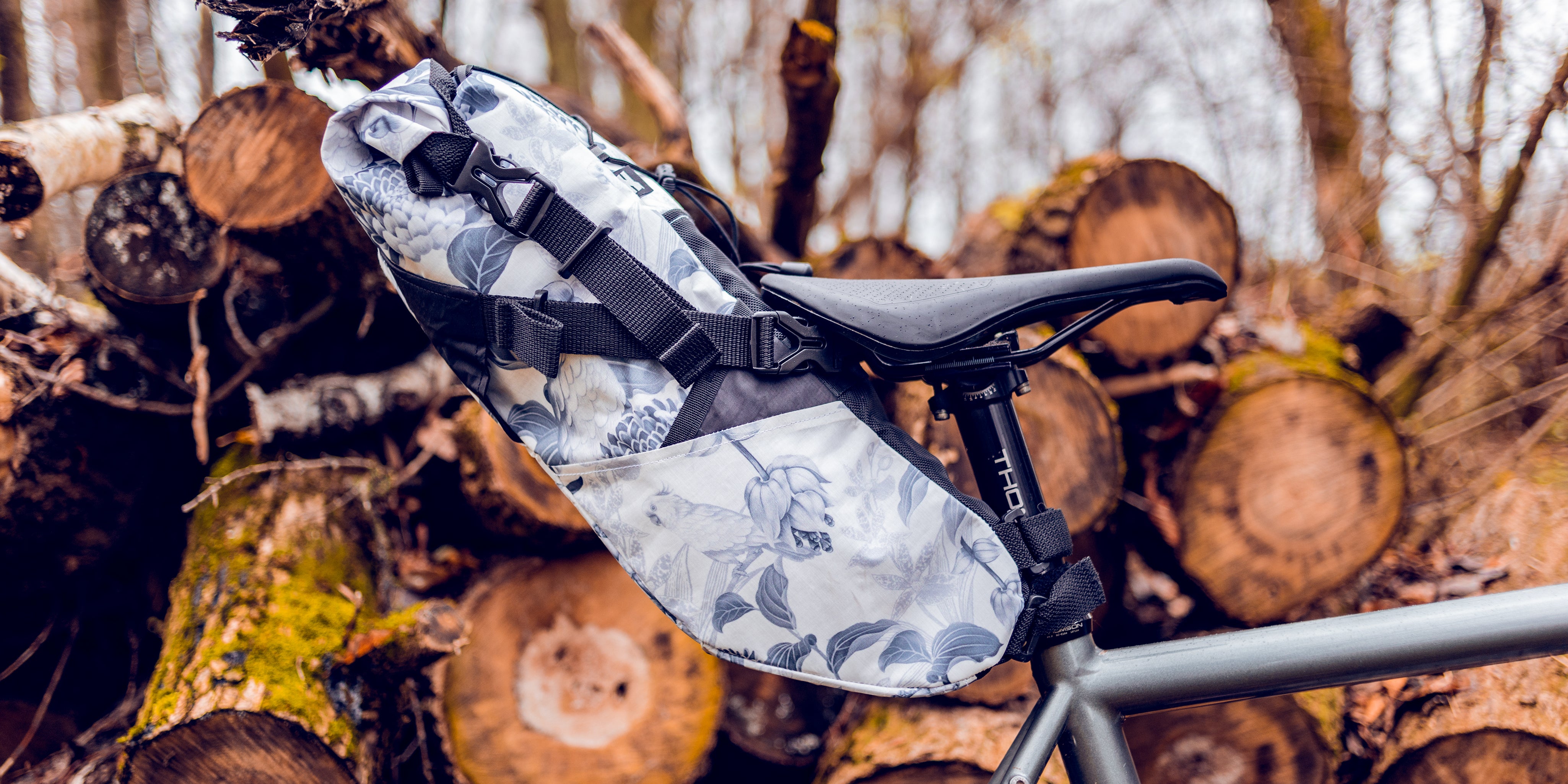 Saddle and rear rack bags