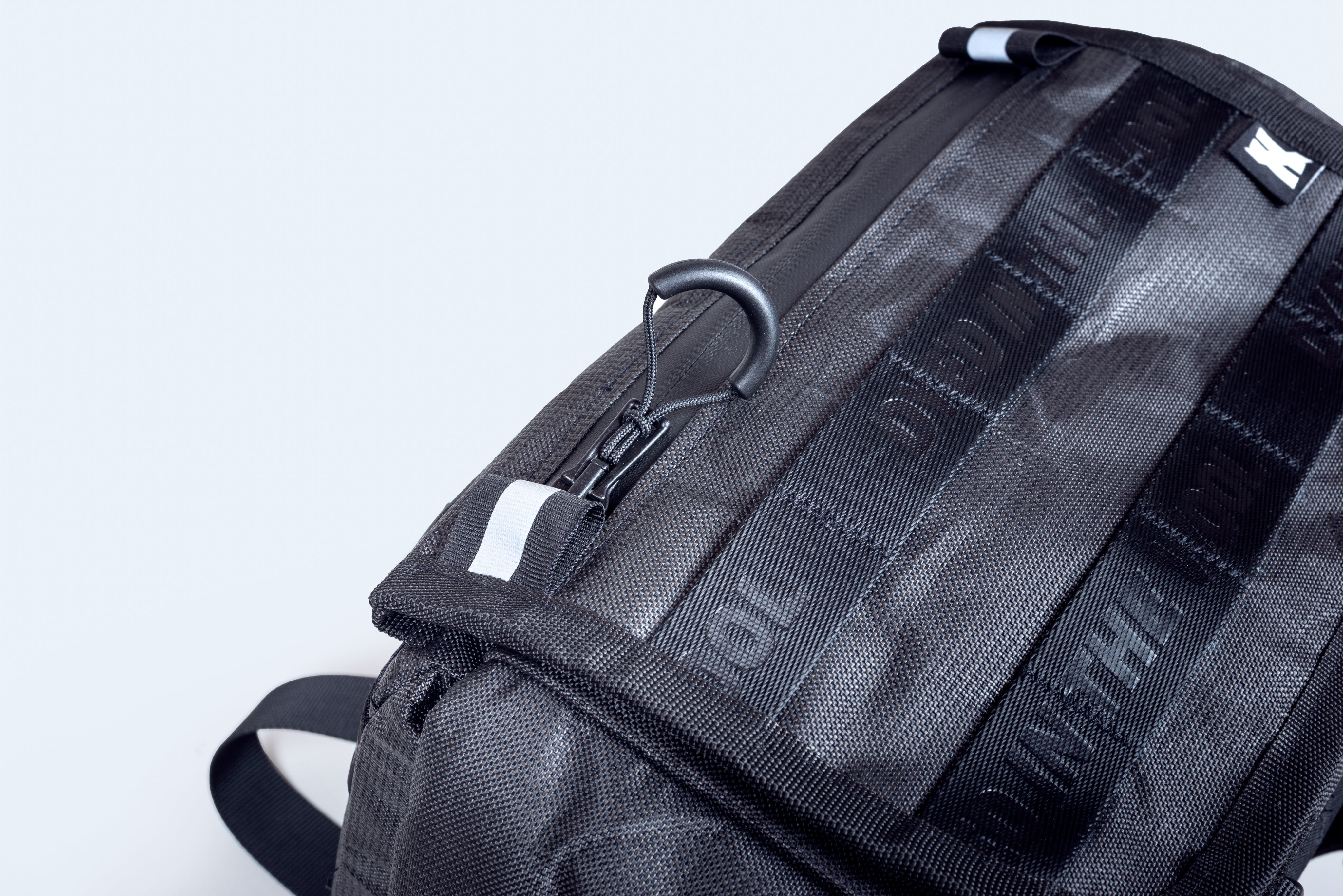 Flap with handy pocket with water resistant Alpha zip